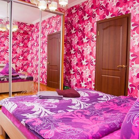 Apartment On Stalevariv Street 7 Zaporizhia المظهر الخارجي الصورة