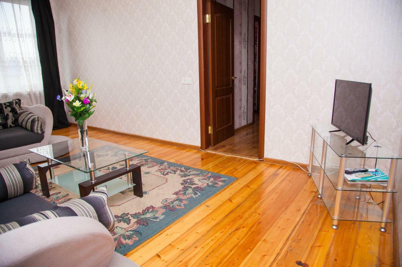 Apartment On Stalevariv Street 7 Zaporizhia المظهر الخارجي الصورة